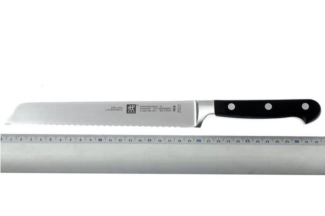 Zwilling J.A. Henckels Professional "S" Bread Knife 20 Cm (8") 6 Zwilling J.A. Henckels Professional "S" Bread Knife 20 Cm (8") - Image 4