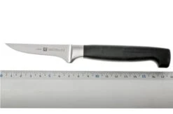 Zwilling J.A. Henckels Four Star Paring Knife 2 3/4" -Knives and Tools Shop ZW31070 060 04 zwilling 4star 31070 060 groentemes d4 1